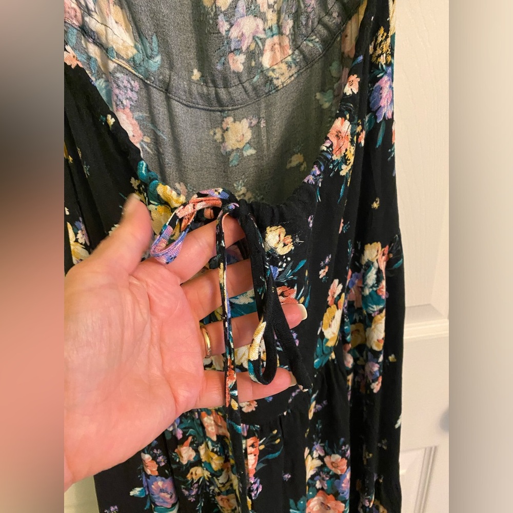 NWT Multi tiered maxi dress - Picture 4 of 14